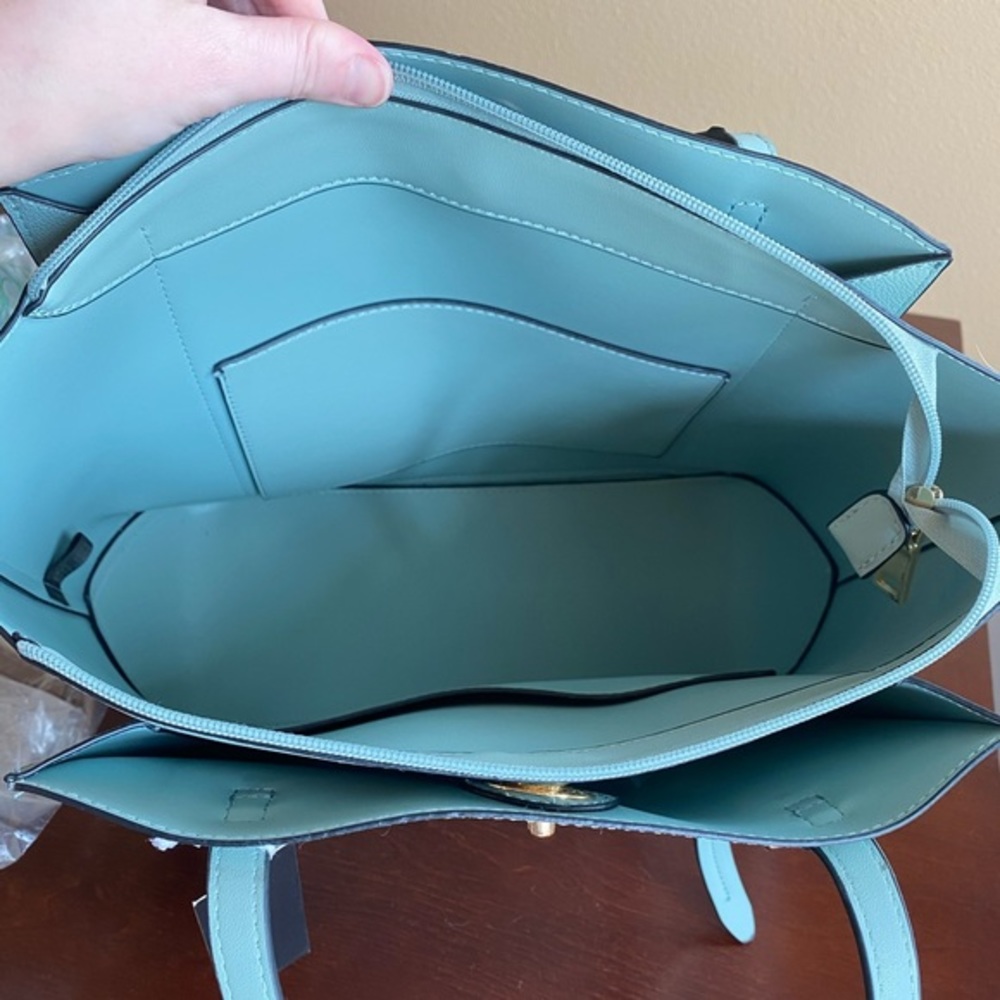 La Terre Fashion Light Blue Shoulder Bag/Purse - Picture 6 of 8